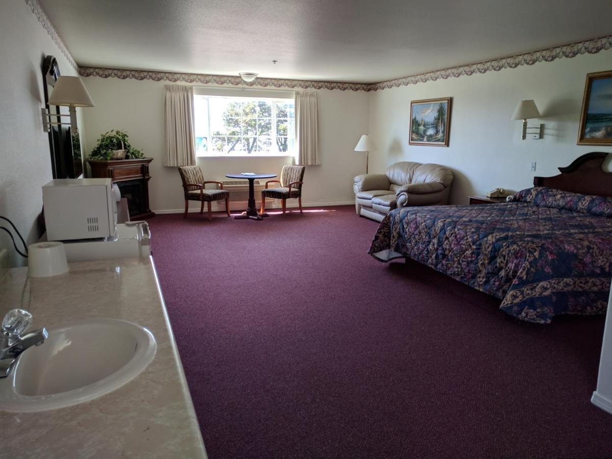 Lighthouse Inn クレセントシティ エクステリア 写真